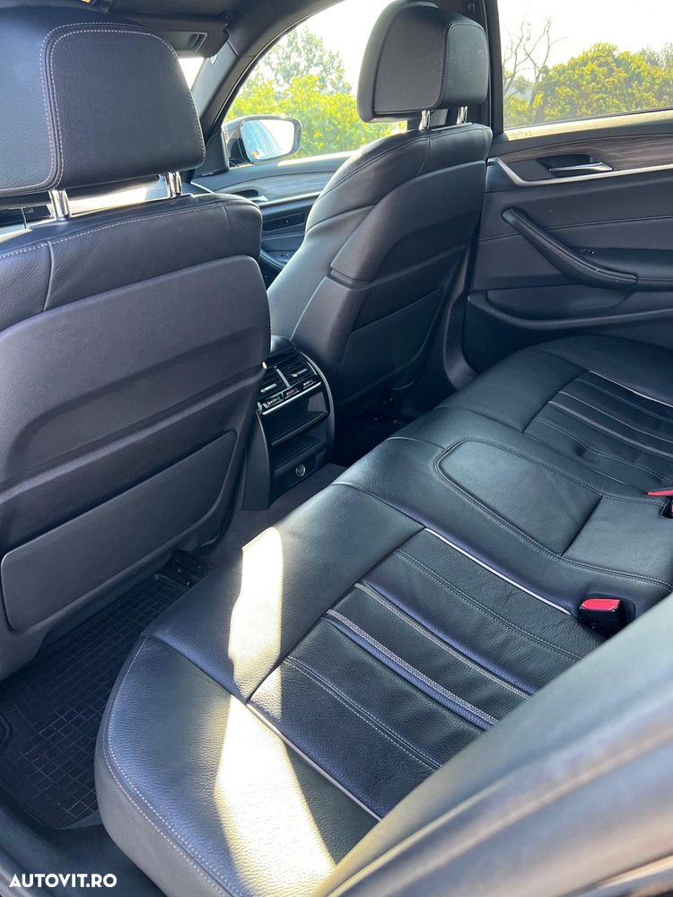 BMW Seria 5 520d EfficientDynamics Edition AT - 24