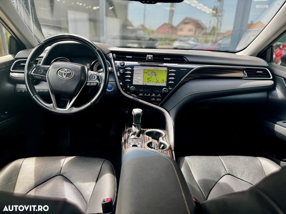 Toyota Camry 2.5 Exclusive - 20