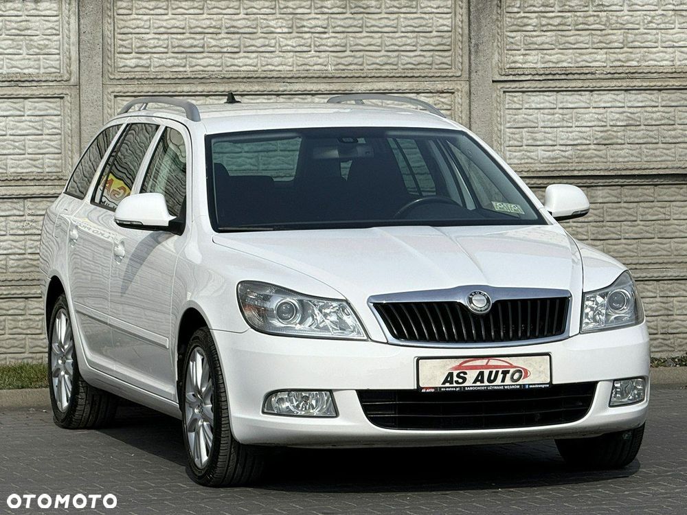 Skoda Octavia 1.4 TSI Elegance DSG - 2
