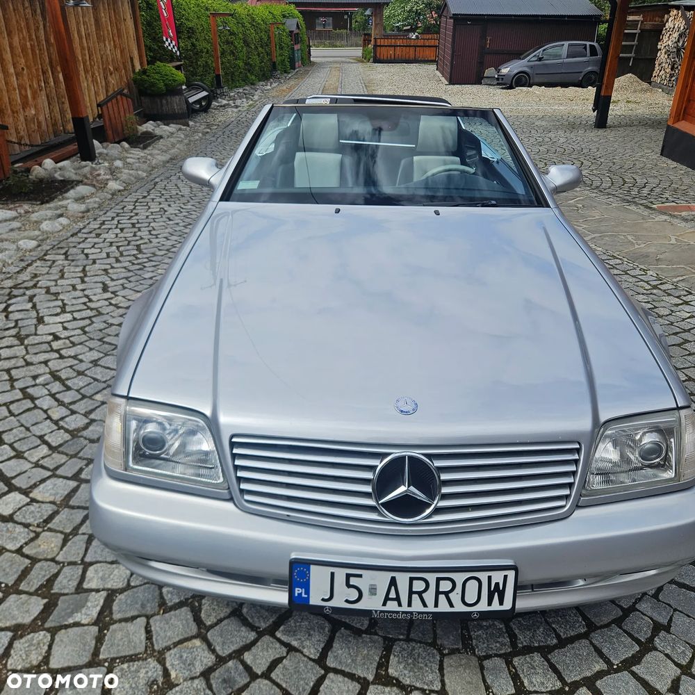 Mercedes-Benz SL - 24