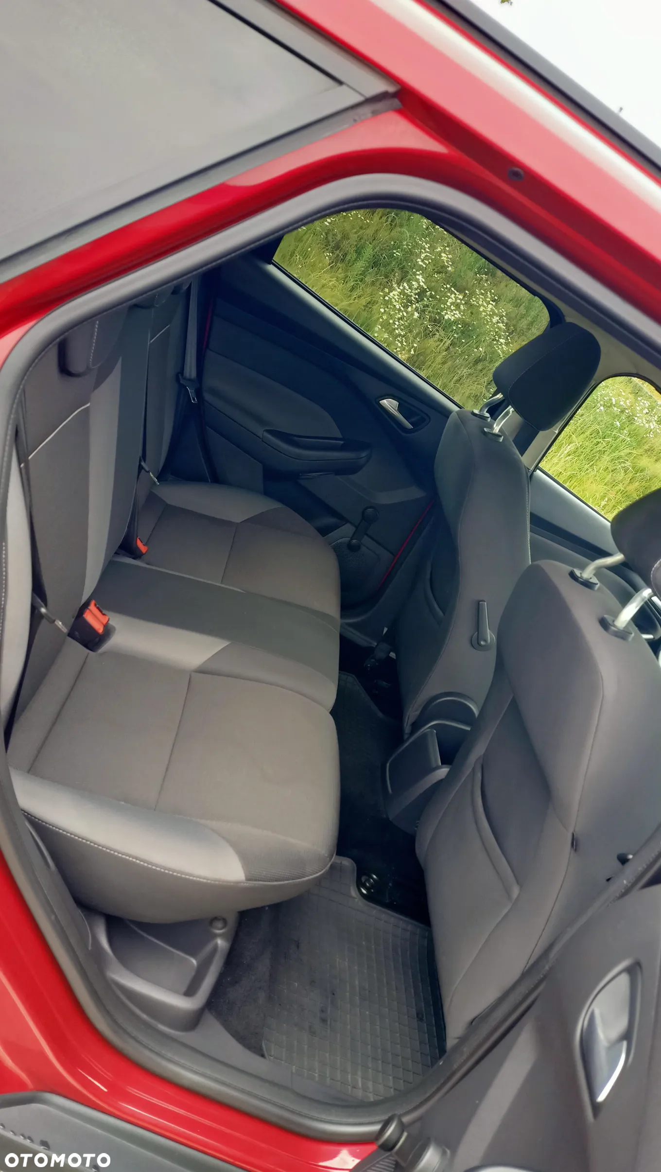 Ford Focus - 22