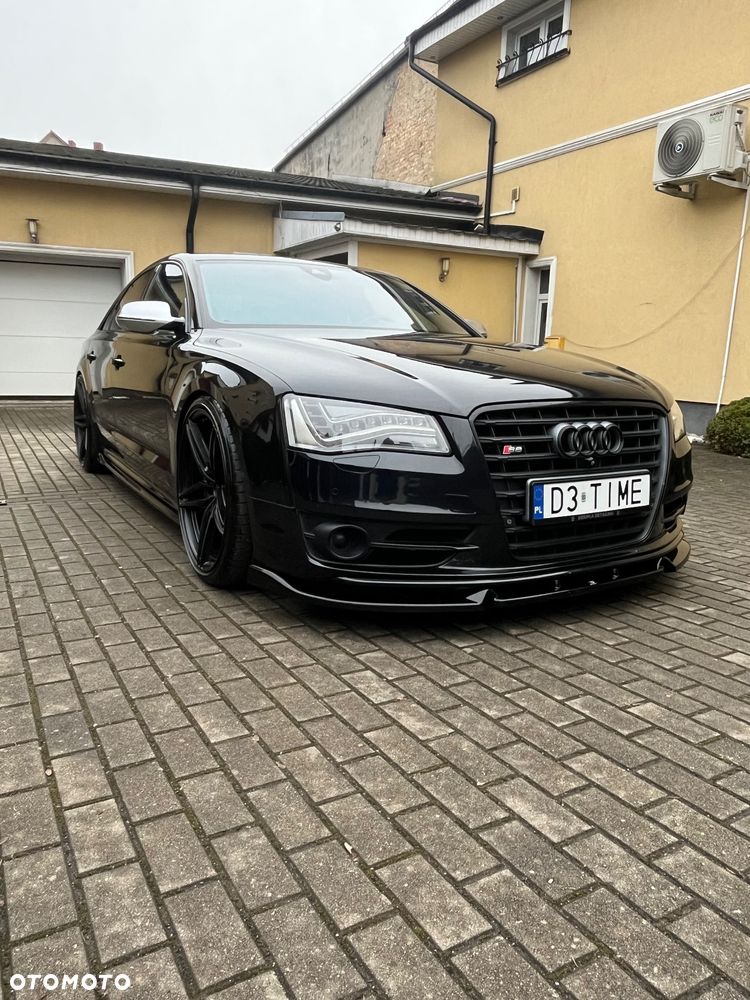 Audi S8 - 3