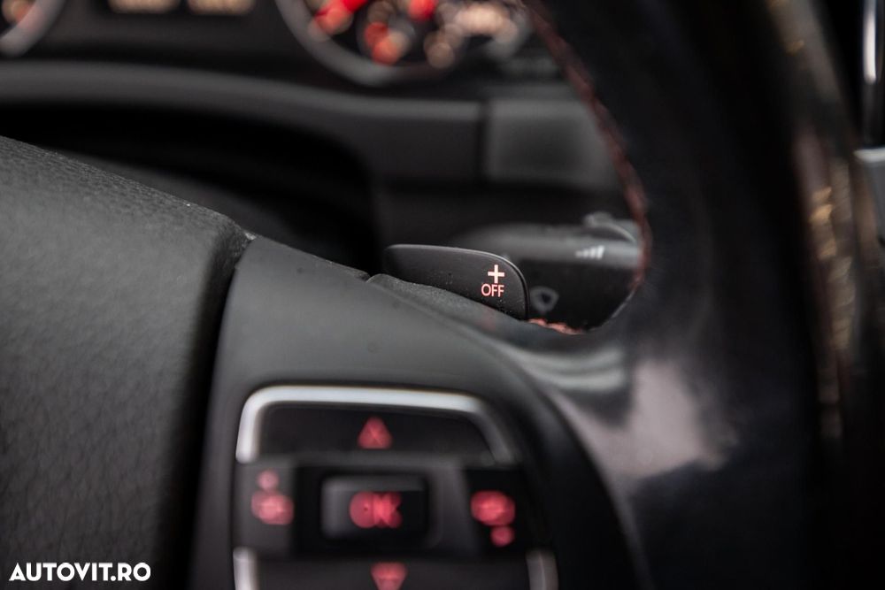 Volkswagen Tiguan 2.0 TDI 4Motion DSG BMT Sport & Style - 17