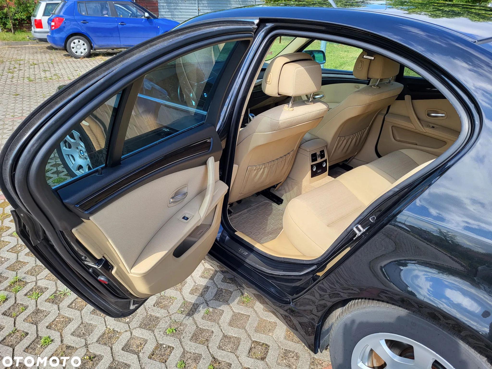 BMW Seria 5 520i - 12