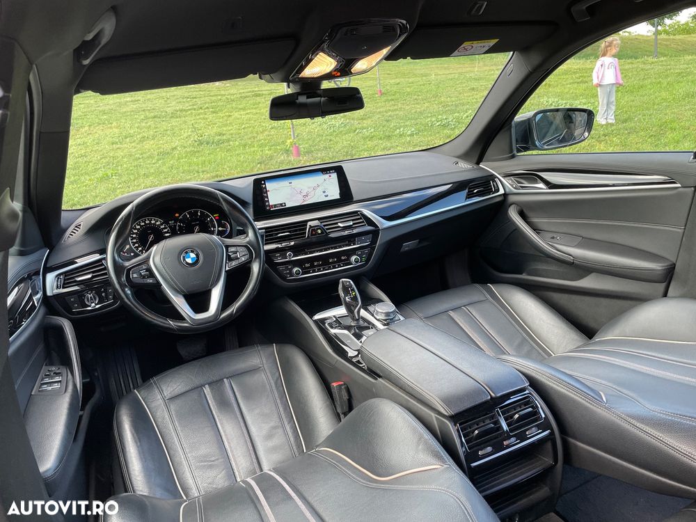 BMW Seria 5 520d AT - 15