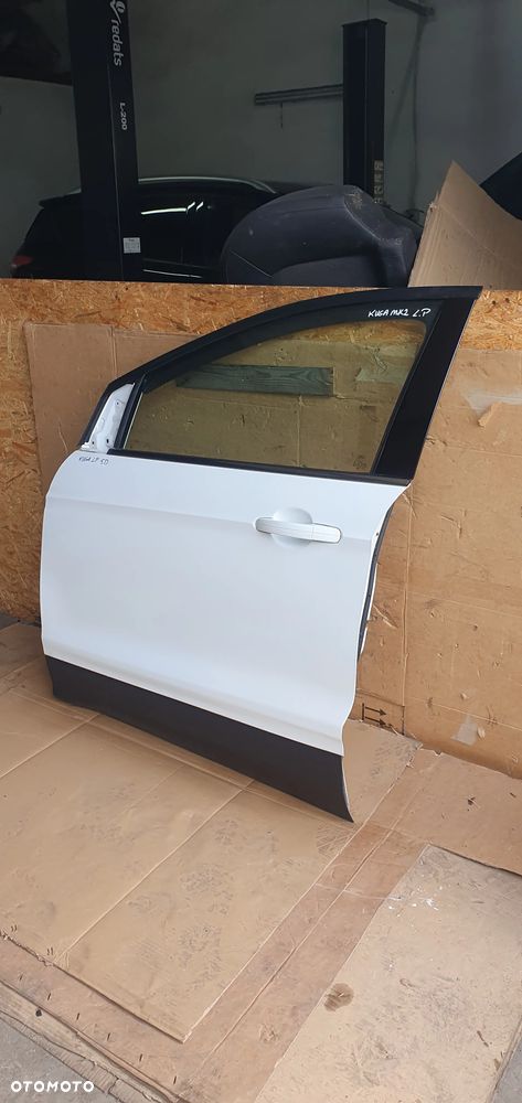 Drzwi lewy przód przednie lewe Ford Kuga II Mk2 w kolor 5D - 2