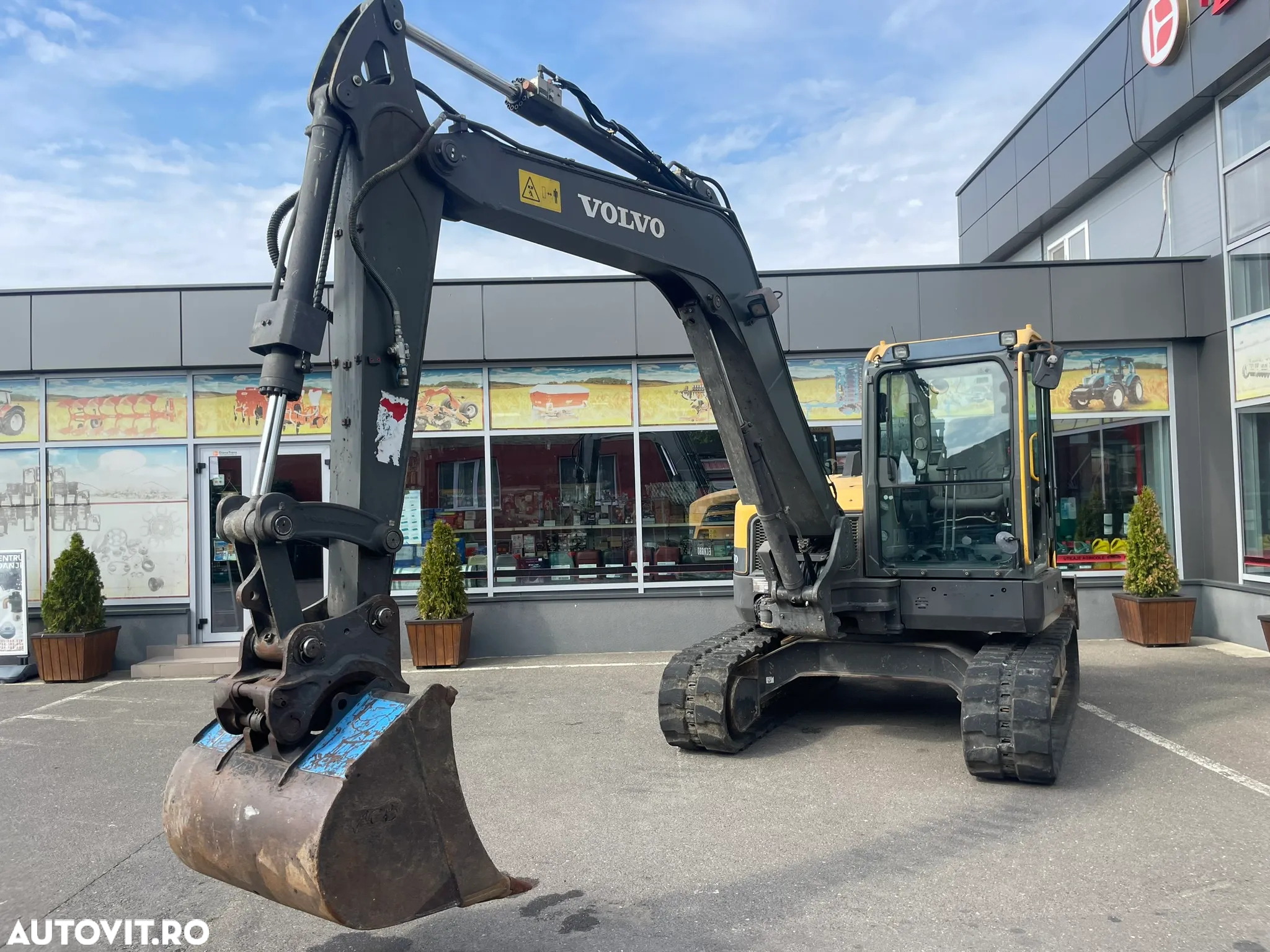 Volvo ECR88D - 10
