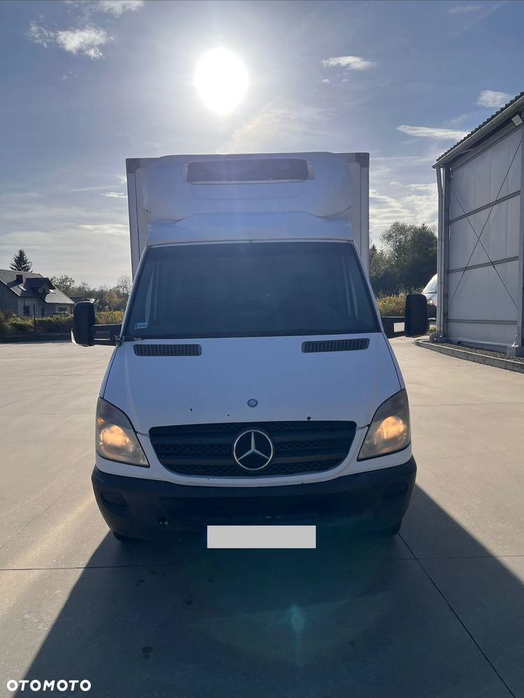Mercedes-Benz Sprinter - 4