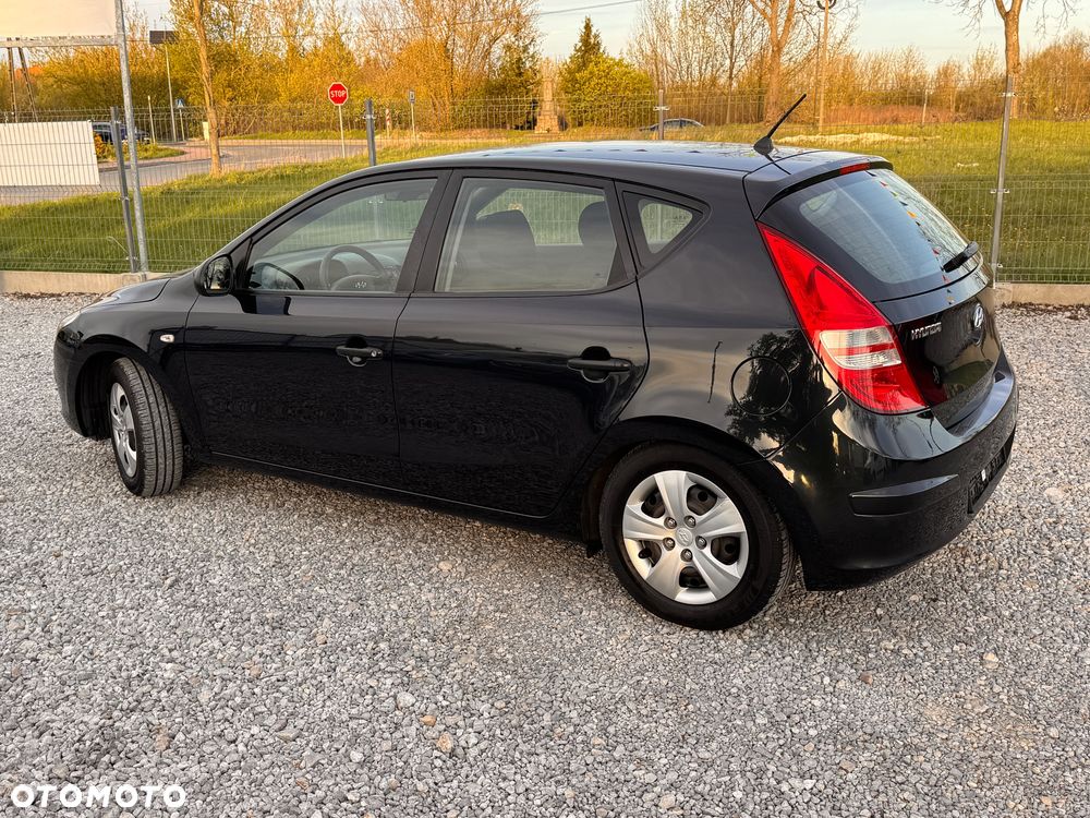 Hyundai i30 1.4 Edition Plus - 10