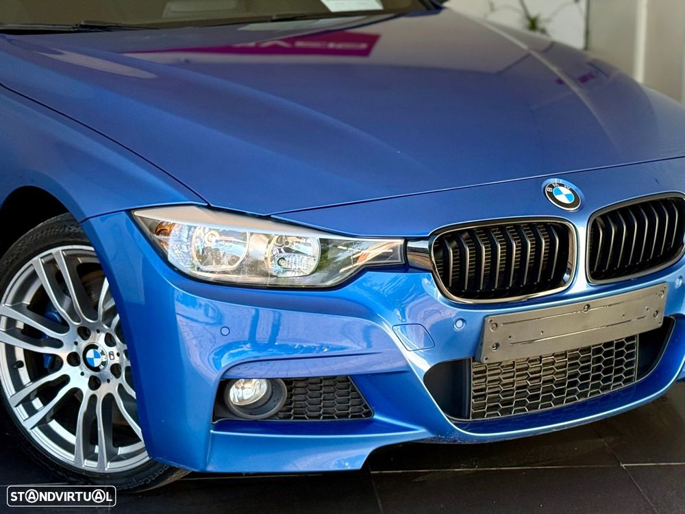 BMW 328 i Pack M - 3
