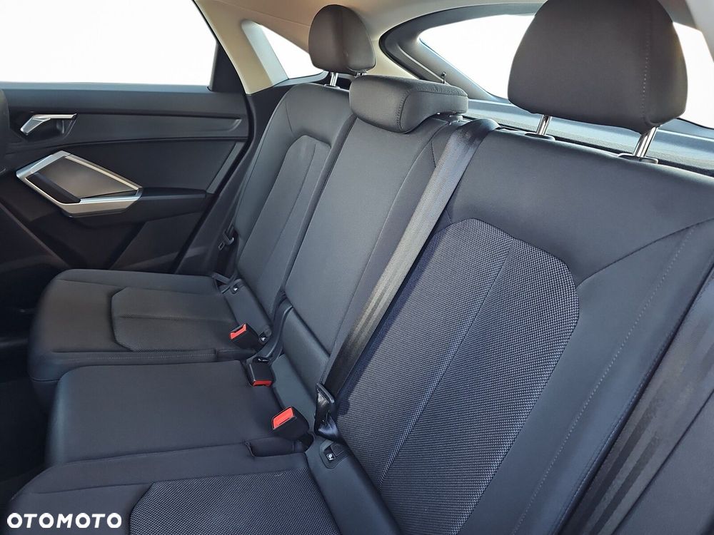 Audi Q3 Sportback - 29