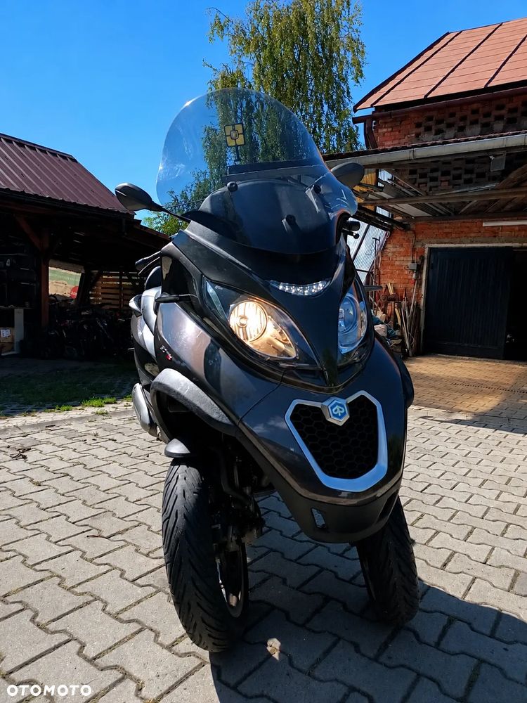 Piaggio MP-3 - 6
