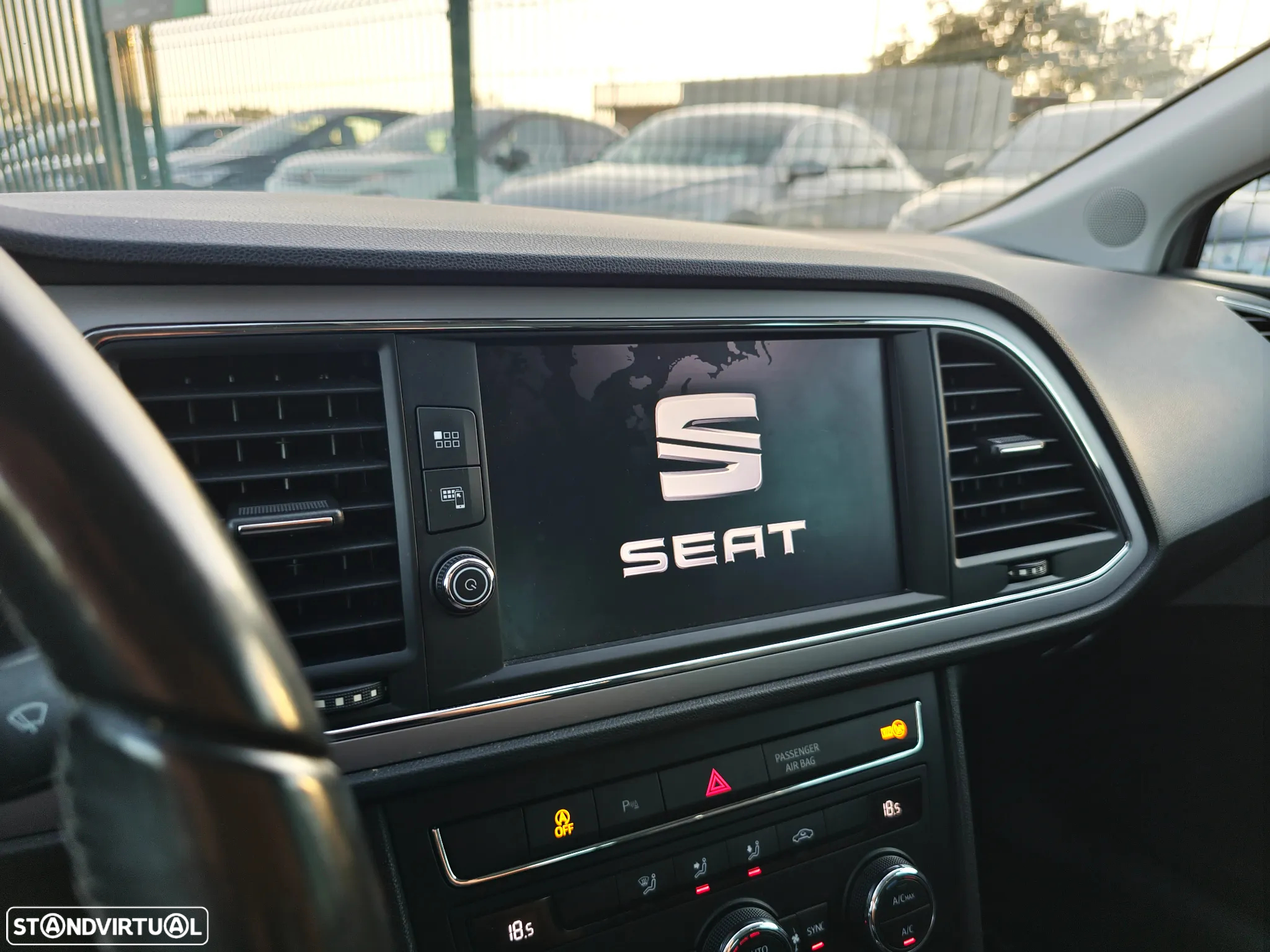 SEAT Leon ST 1.6 TDI Style S/S - 11
