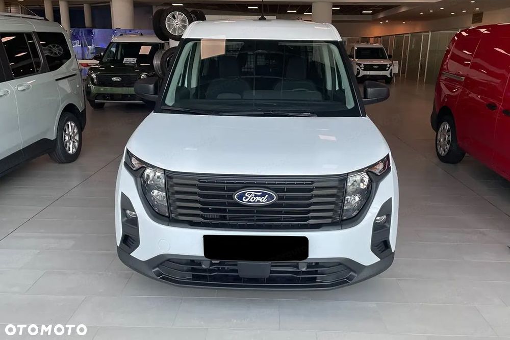 Ford Transit Courier - 4