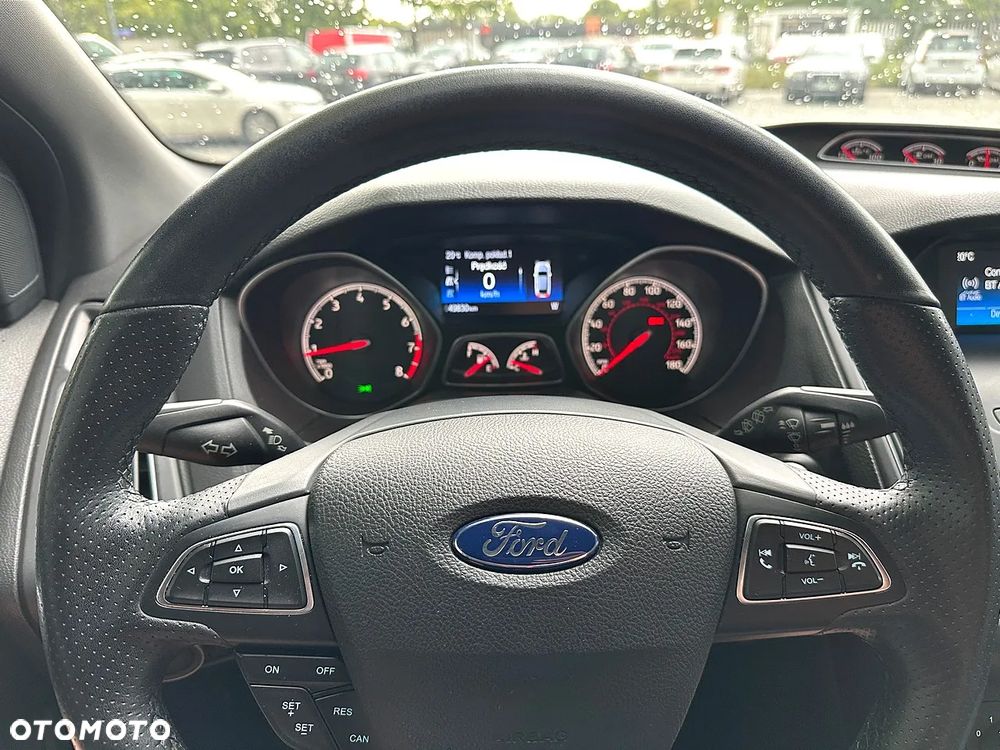 Ford Focus 2.0 EcoBoost ST - 15