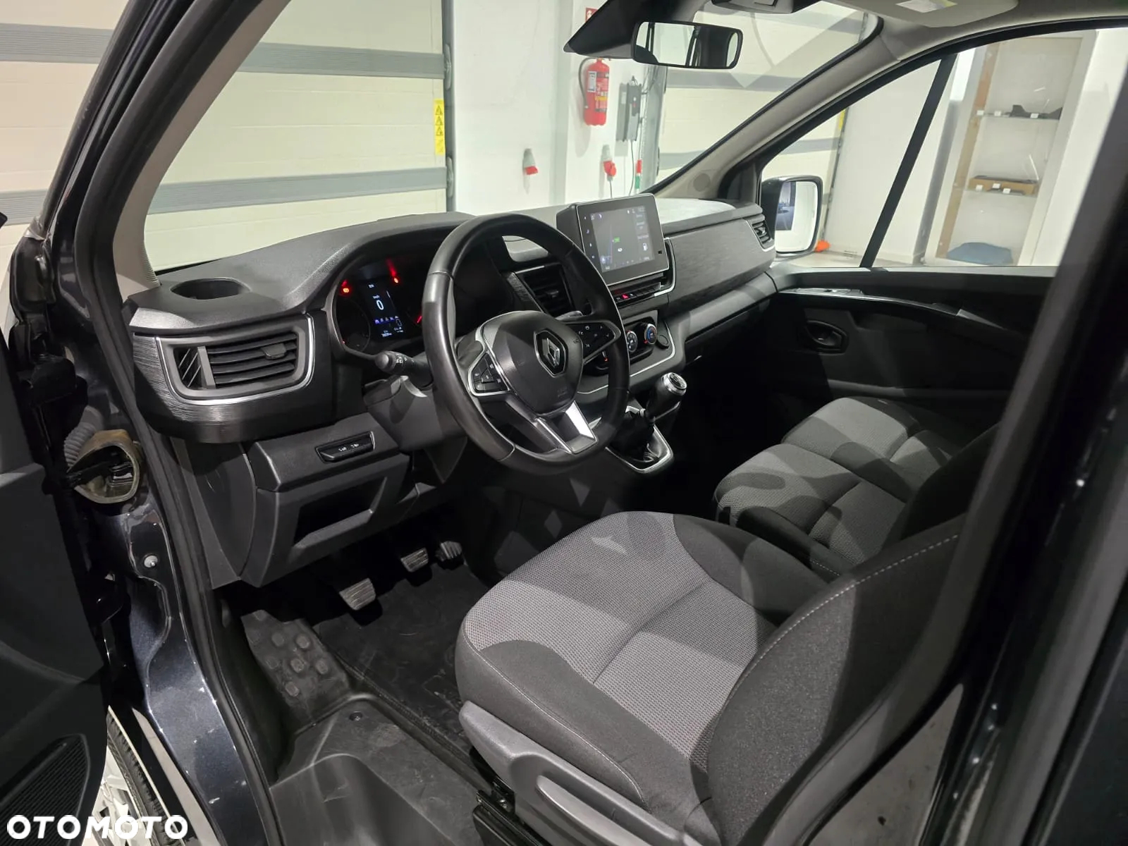 Renault Trafic SpaceClass 2.0 dCi - 7