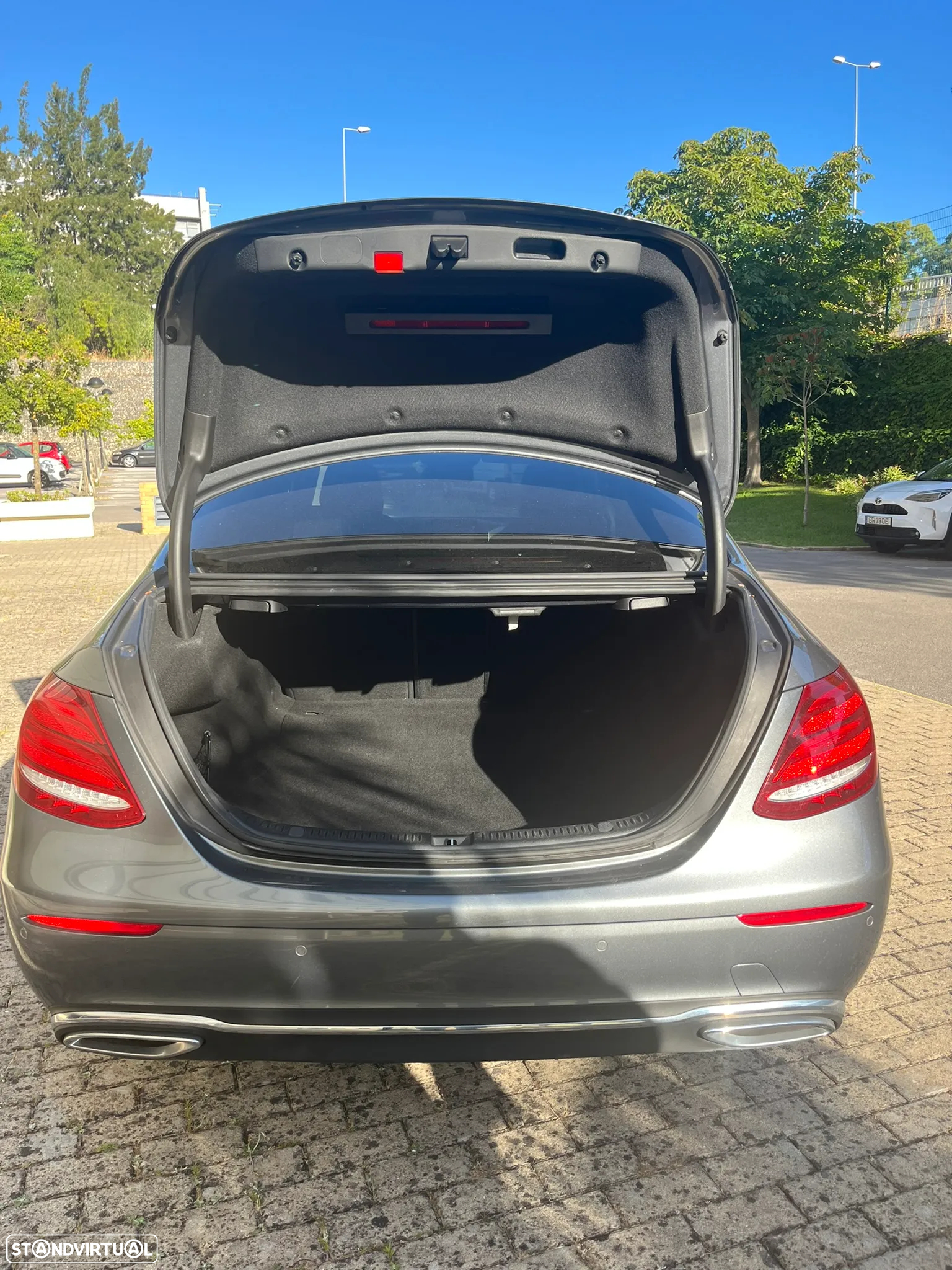 Mercedes-Benz E 220 d Avantgarde - 7