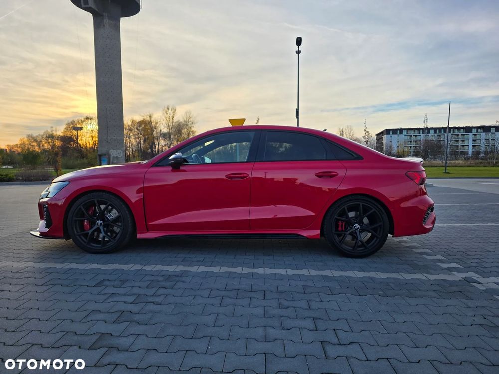 Audi RS3 Limousine - 5