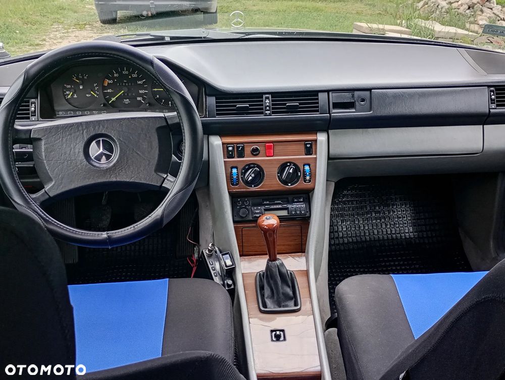 Mercedes-Benz W124 (1984-1993) - 8