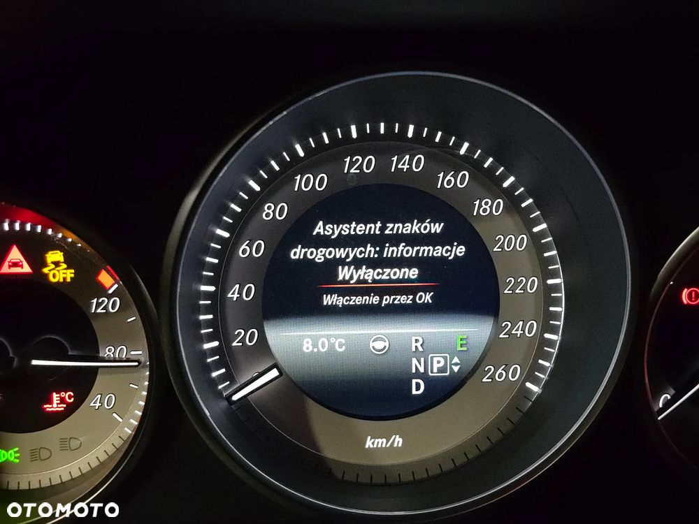 Mercedes-Benz Klasa E 350 BlueTEC 4Matic 7G-TRONIC Elegance - 18