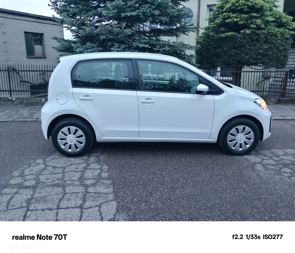 Volkswagen up! 1.0 Black Style - 4