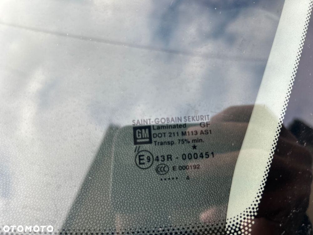 Opel Corsa 1.2 16V Color Edition - 25