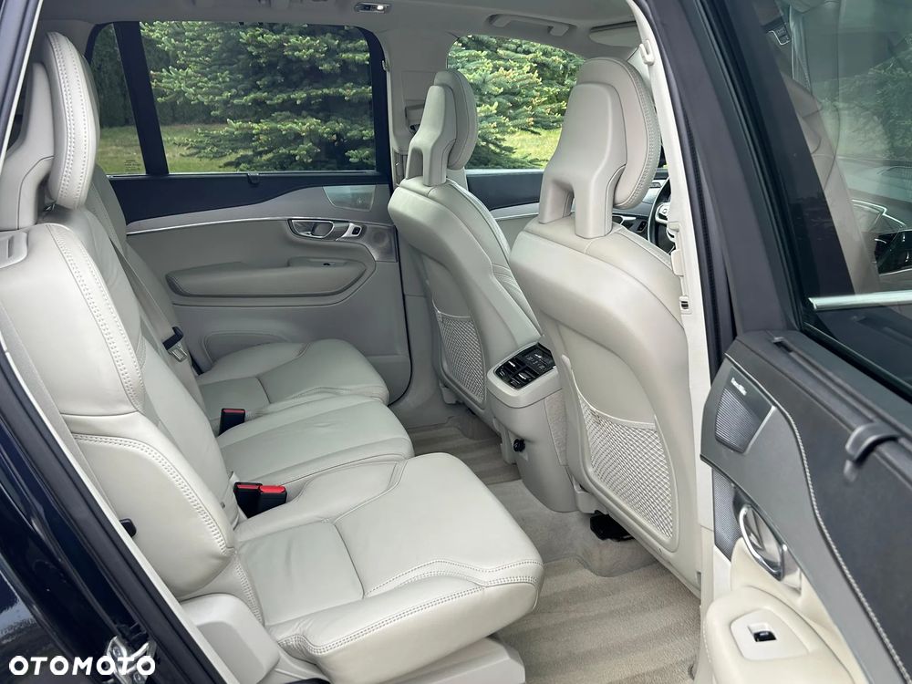 Volvo XC 90 D5 SCR AWD Inscription 7os - 35