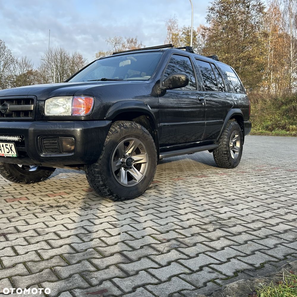 Nissan Pathfinder 3.5 V6 - 2