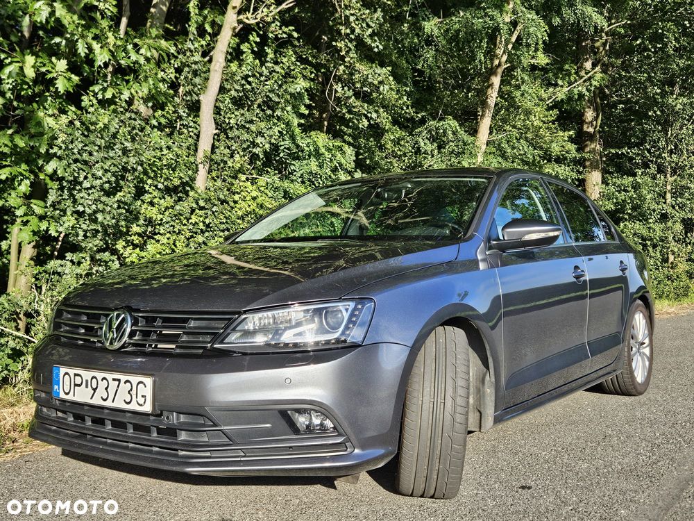 Volkswagen Jetta - 6