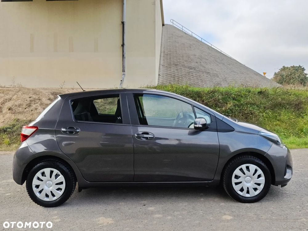 Toyota Yaris 1.5 Premium - 5