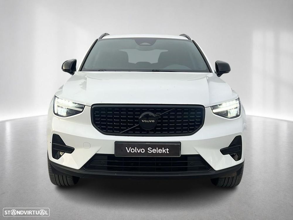 Volvo XC 40 2.0 B3 Black Edition - 9