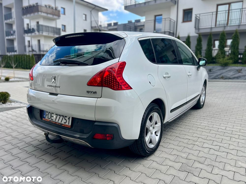 Peugeot 3008 2.0 HDi Premium+ - 3