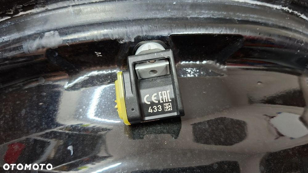 Felgi Aluminiowe 19 Mercedes GLC W253 AMG 5x112 ET 38 - 16
