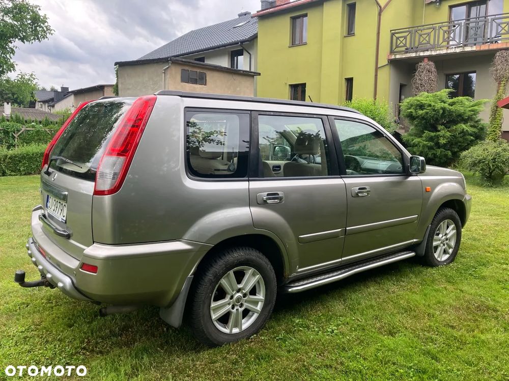 Nissan X-Trail 2.0 Comfort - 4