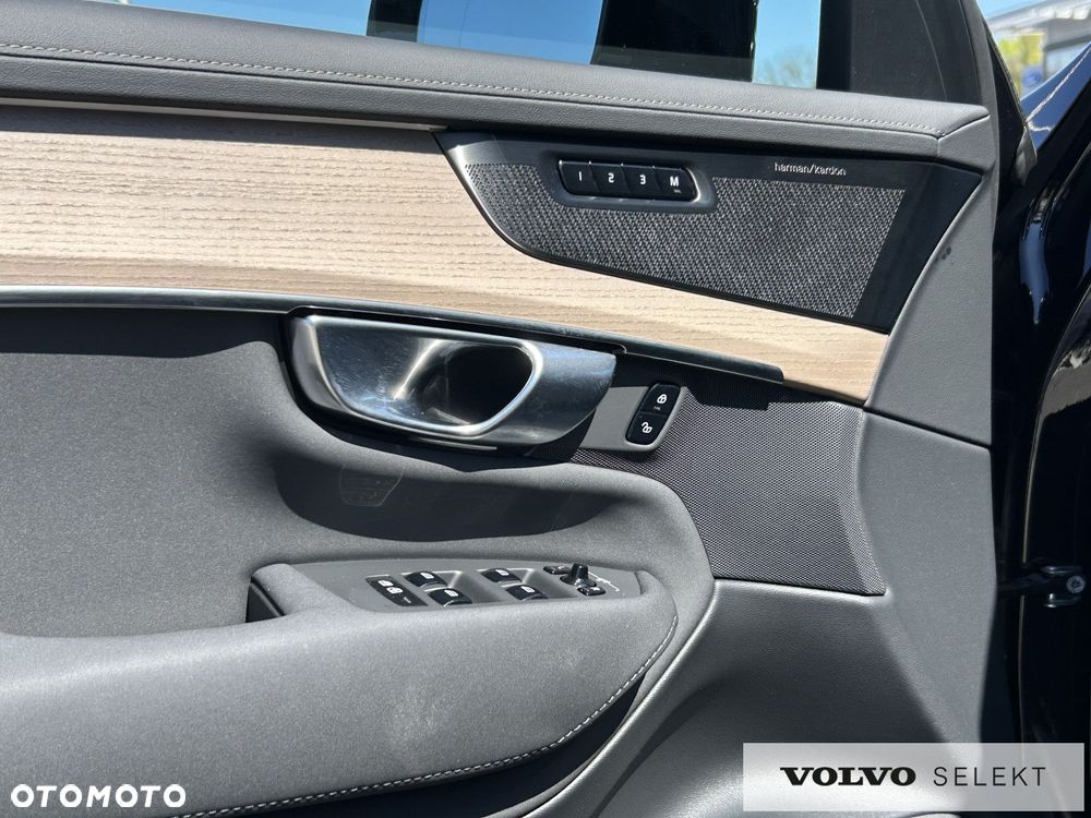 Volvo XC 90 - 13