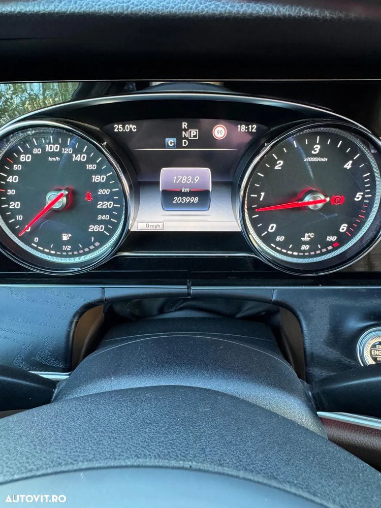 Mercedes-Benz E 220 d Aut. - 9