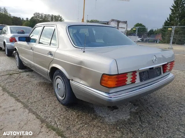 Mercedes-Benz W126 - 4