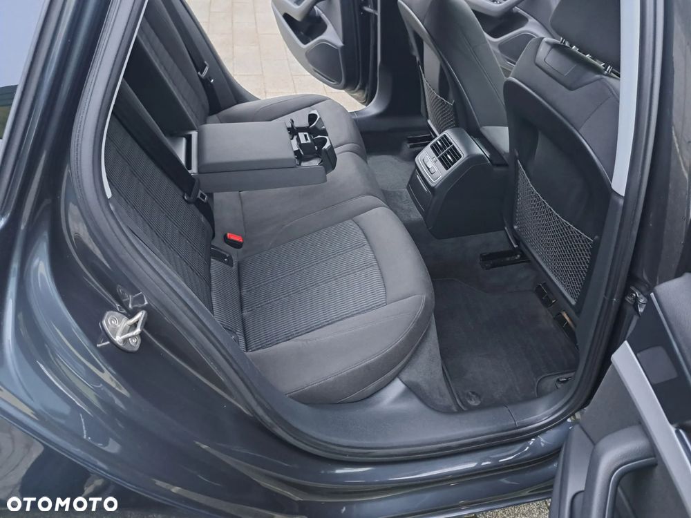 Audi A4 Limousine 2.0 TDI DPF Ambition - 21