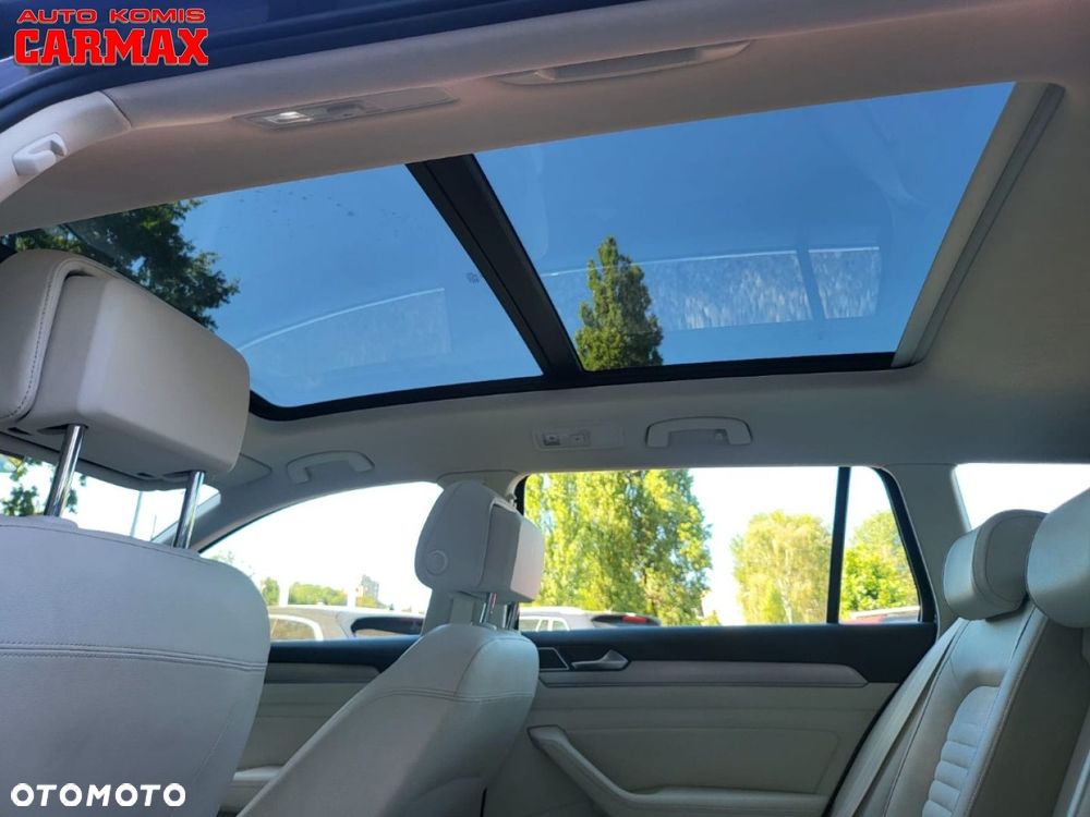 Volkswagen Passat - 29