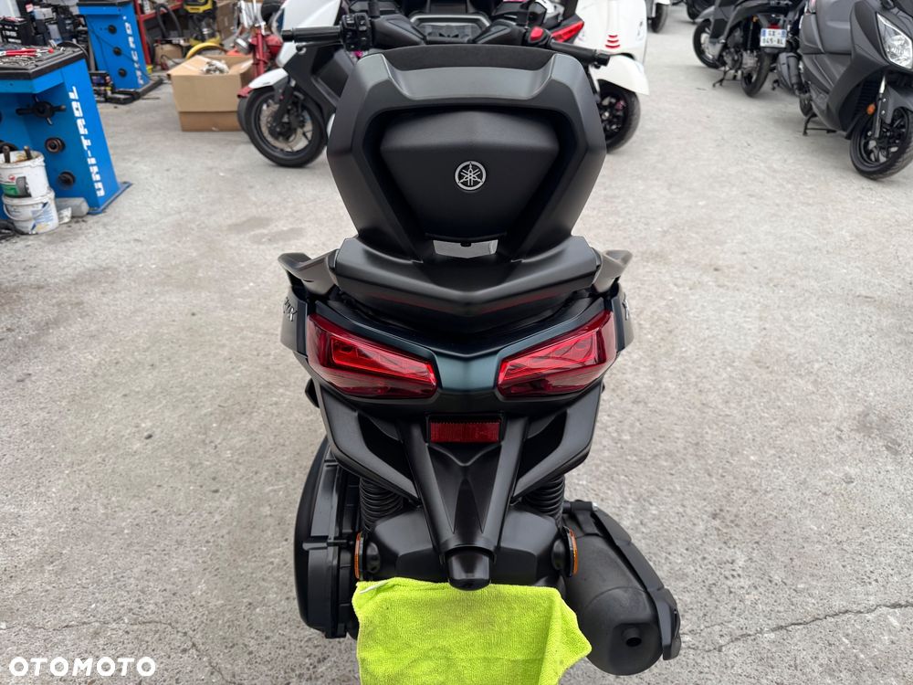 Yamaha X-max - 29