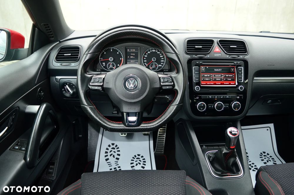 Volkswagen Scirocco 2.0 TDI GTS - 14