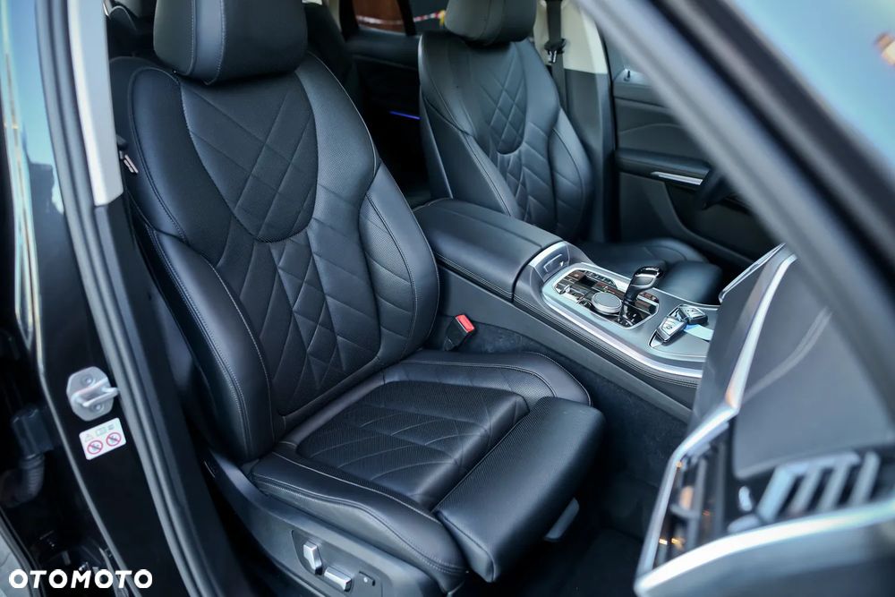 BMW X5 xDrive25d xLine - 25