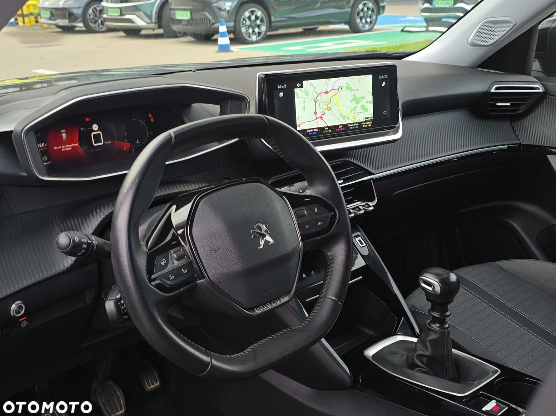 Peugeot 2008 1.5 BlueHDi Allure S&S - 14