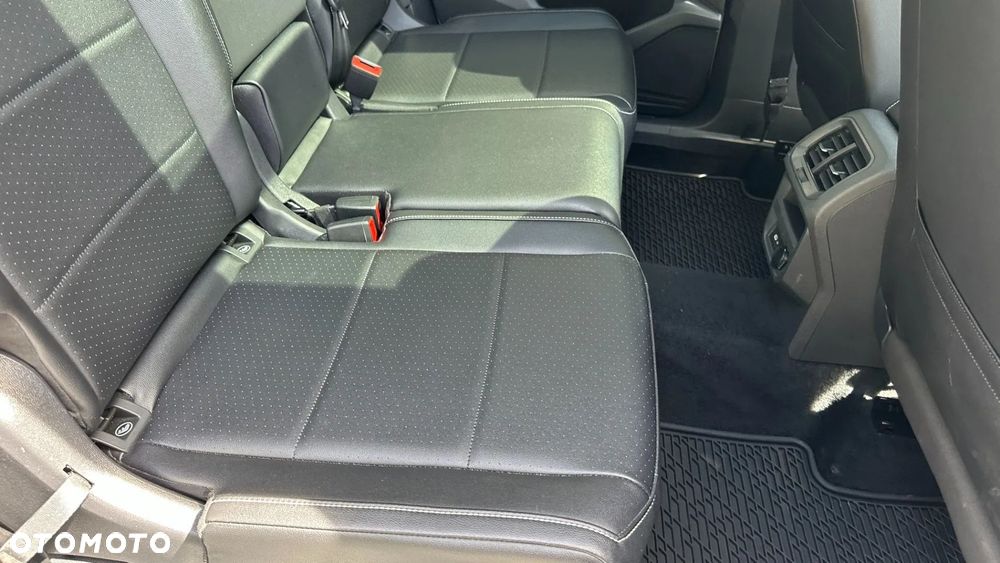 Volkswagen Tiguan - 22