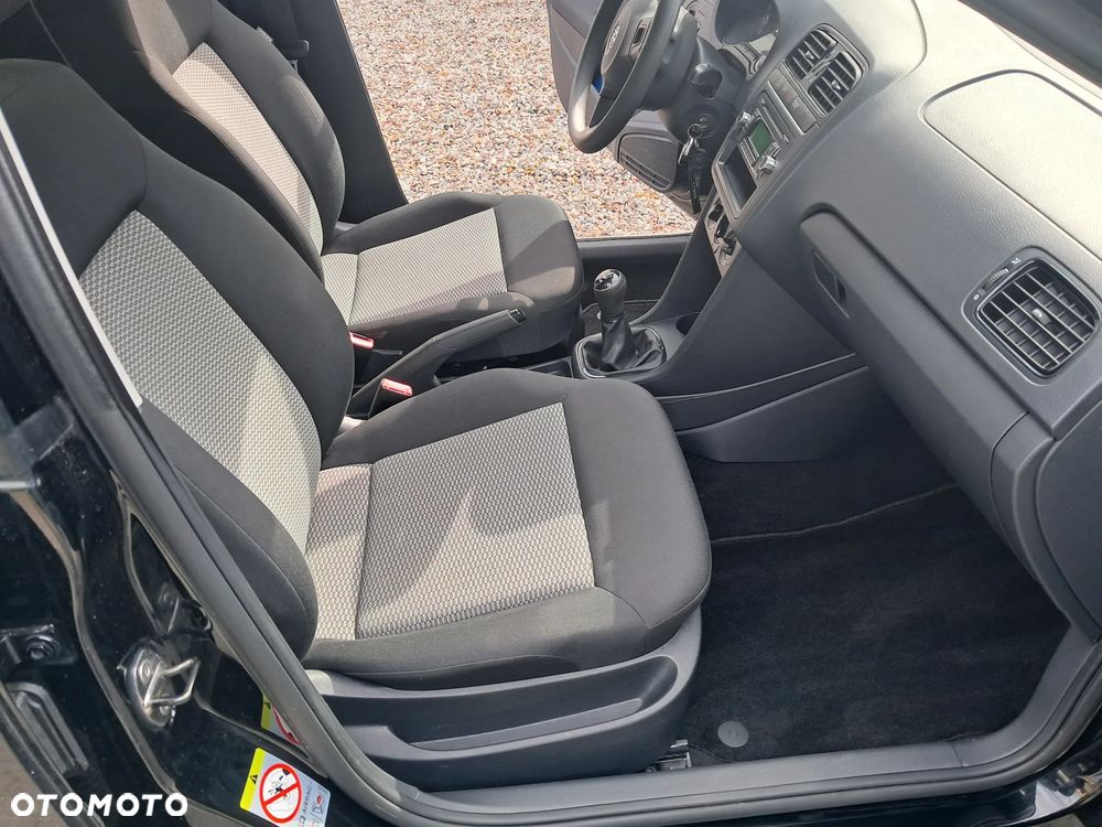 Volkswagen Polo - 14