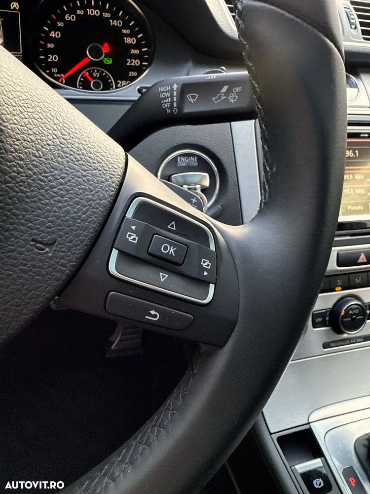 Volkswagen Passat CC - 17