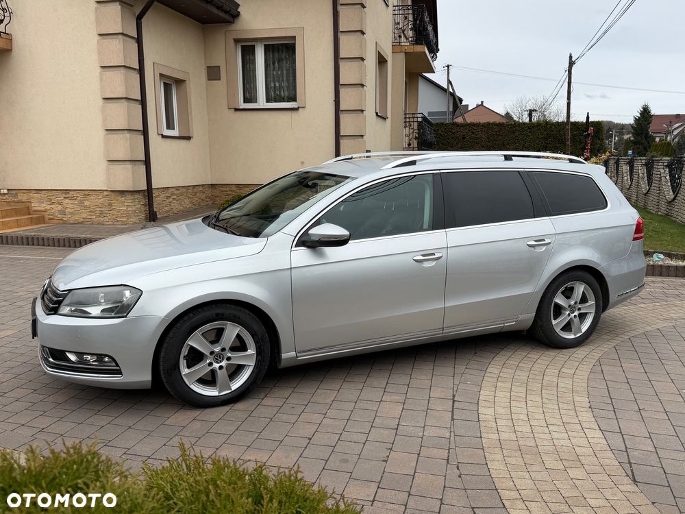Volkswagen Passat 2.0 Blue TDI DSG SCR Highline - 9