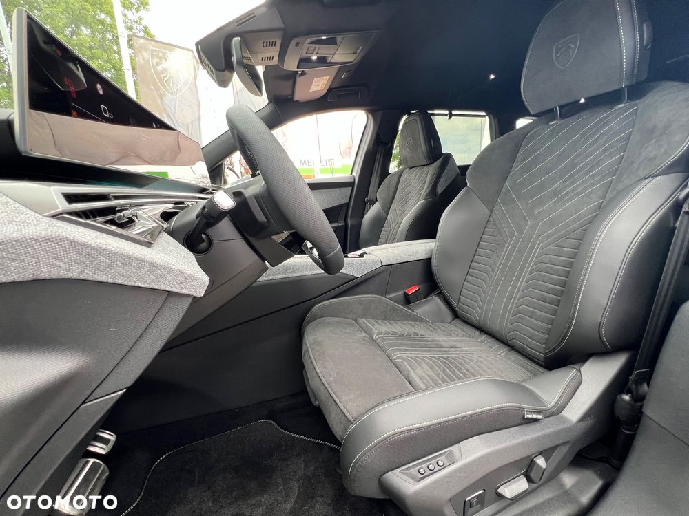 Peugeot 5008 1.2 PureTech mHEV GT S&S e-DCS6 - 14