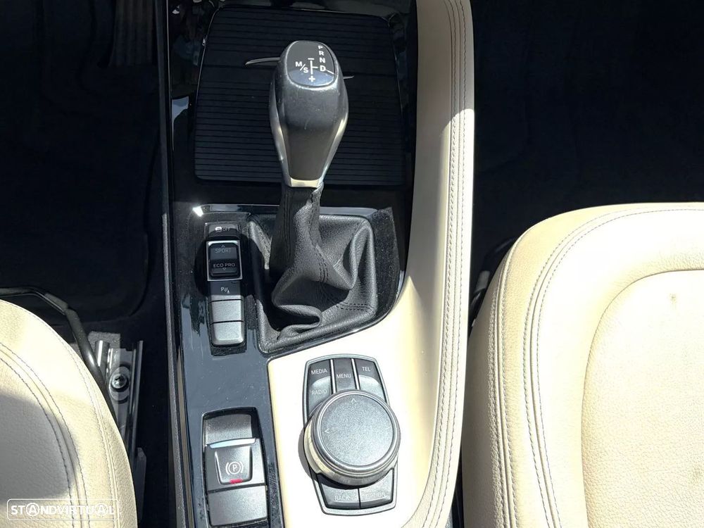 BMW X1 20 d sDrive Auto - 17