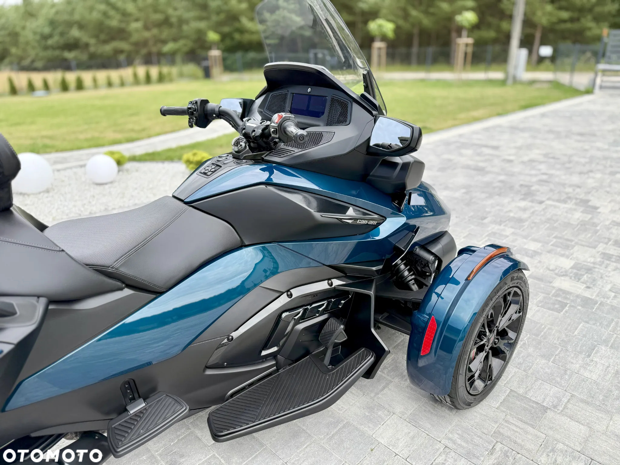 Can-Am Spyder - 31